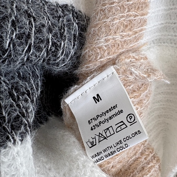 Fall autumn ๐ Cozy Striped Cardigan Sweater new button down soft brand new - Picture 5 of 7